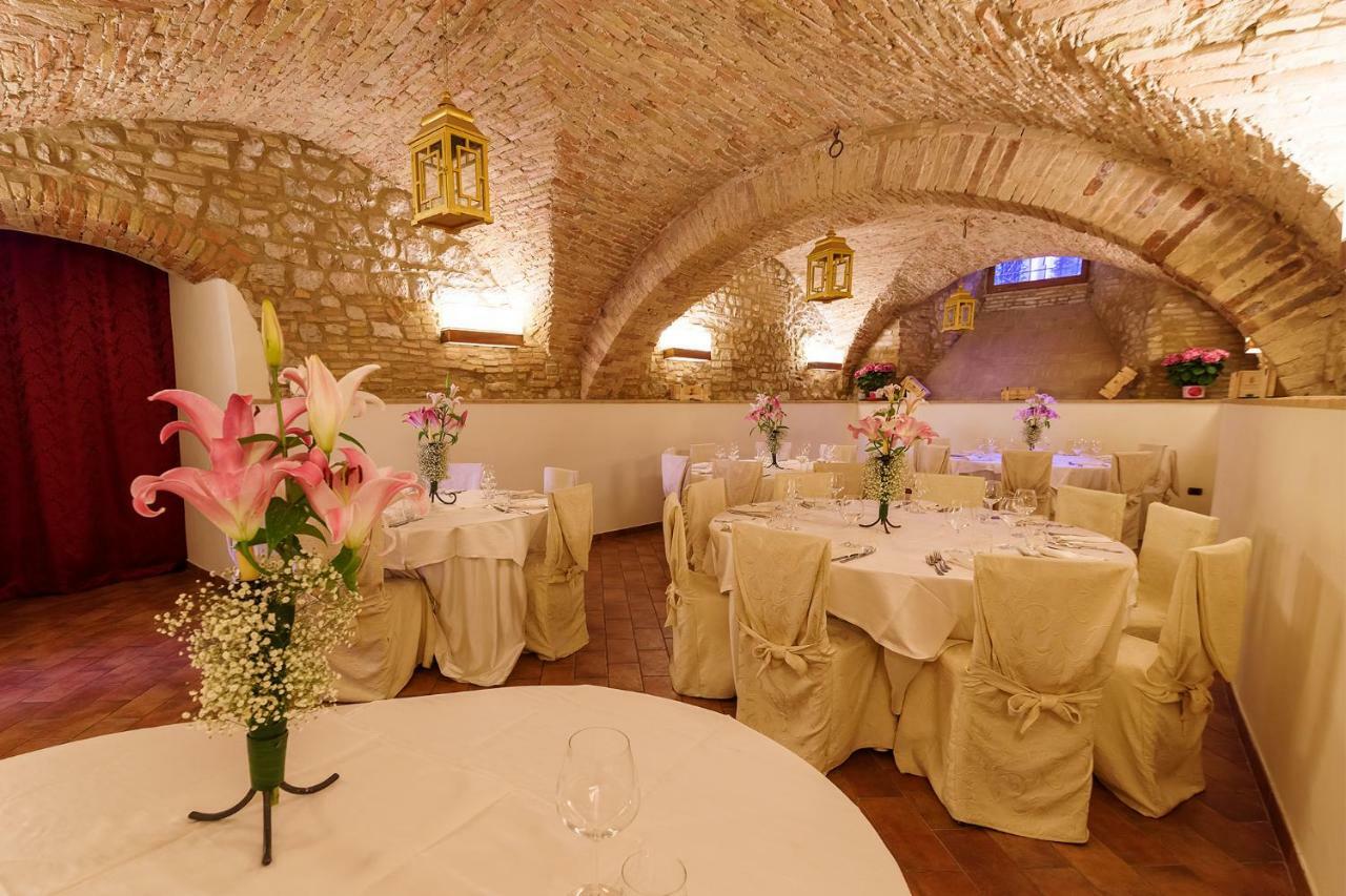Antica Dimora Alla Rocca تريفي المظهر الخارجي الصورة